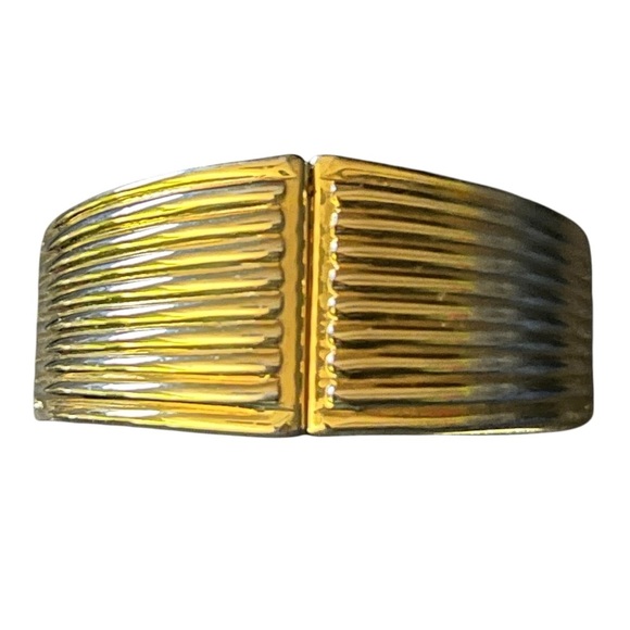 Vintage Accessories - Vintage Art Deco Style Ribbed Gold Tone Clamp Clamper Bangle Bracelet